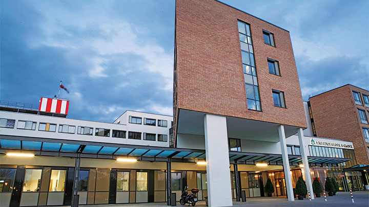 Illuminating the facade of Asklepios Clinic Barmbek by Philips Lighting