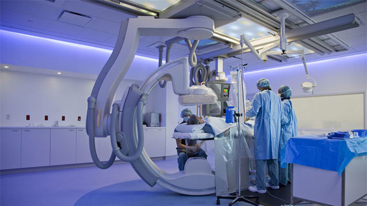 Medical examinations in Catharina Hospital - Philips Lighting