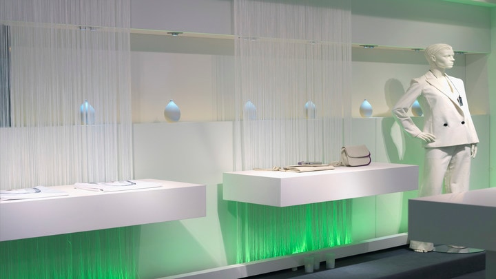 image of Philips UV-C luminaires for Retail