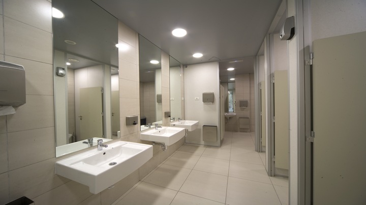 image of Philips UV-C luminaires for Washrooms