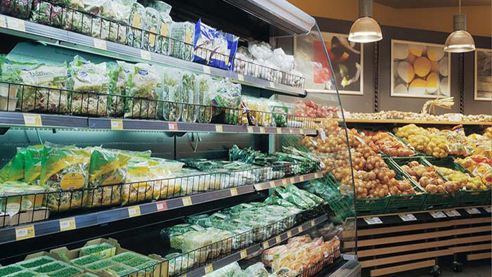 Philips LED luminaires show fruits and vegetables in their best