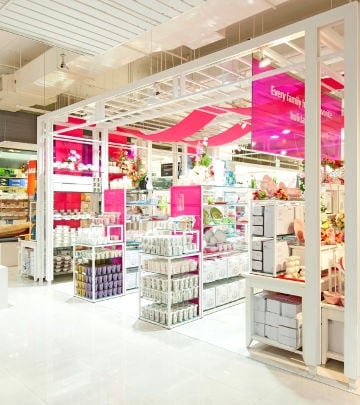 index-living-mall-5-hires